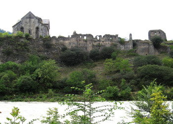 Монастырь Ахтала (Akhtala Monastery) – фотографии Армении