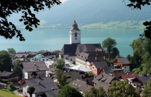 Старинный городок Санкт-Вольфганг. Известный курорт Австрии. – фотографии Австрии