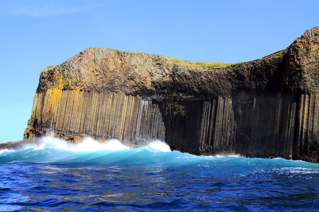Фингалова пещера (Fingal’s Cave) на шотландском островке Стаффа – фотографии Великобритании