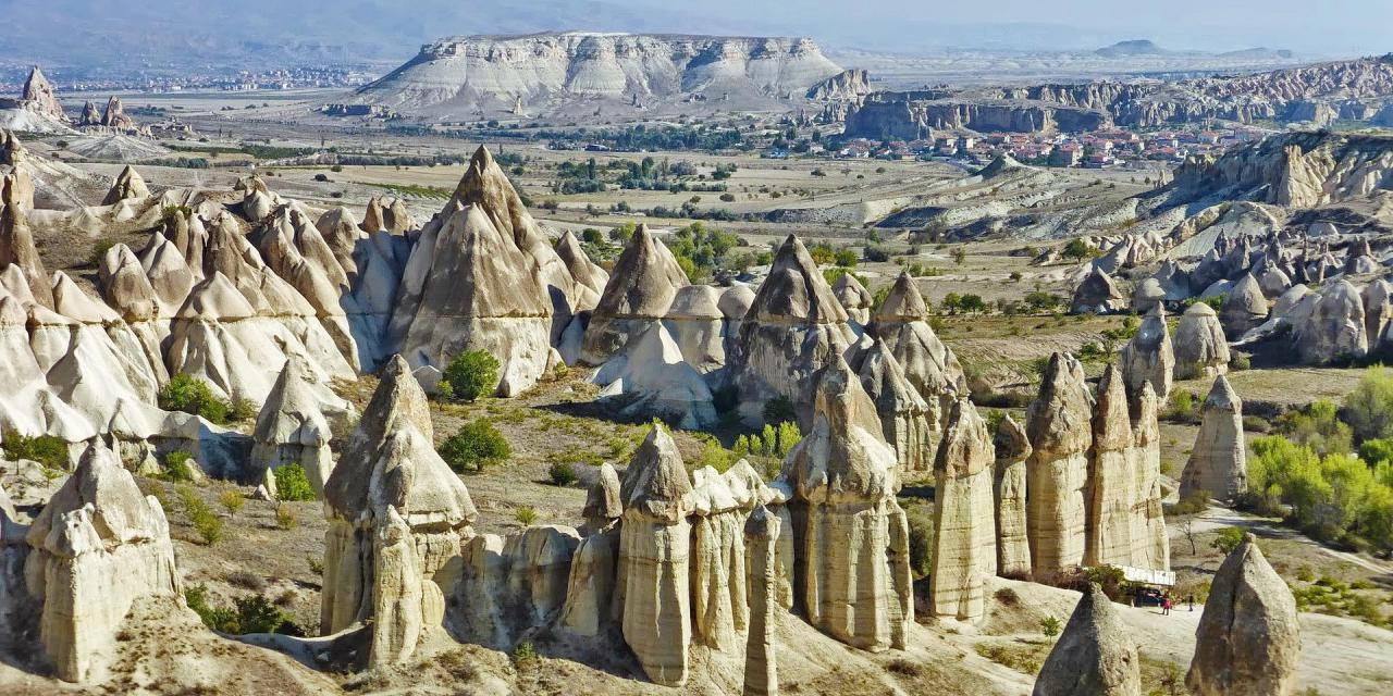 Скальные образования Каппадокии использовались жителями Каппадокии, чтобы спастись от суровой зимы – фотографии Турции