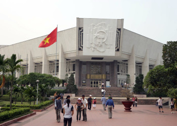 Музей Хо Ши Мина – фотографии Вьетнама