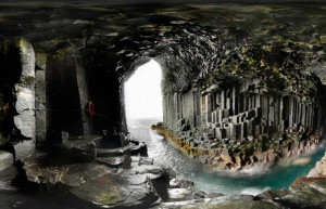 Фингалова пещера (Fingal’s Cave) на островке Стаффа в Шотландии – фотографии Великобритании