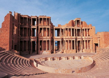 Древний финикийский, а позже римский город Сабрата – фотографии Ливия