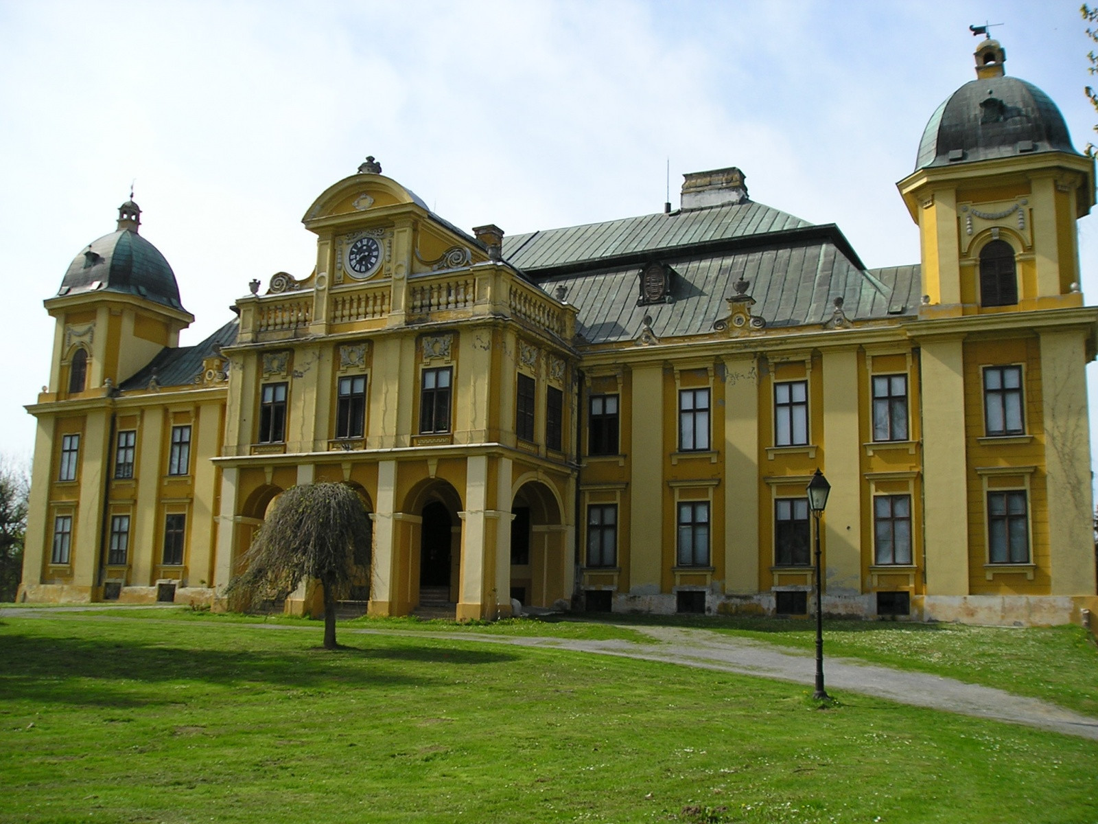 Дворец графов Пеячевичей, Нашице, Хорватия. Фото 3 – фотографии Хорватии