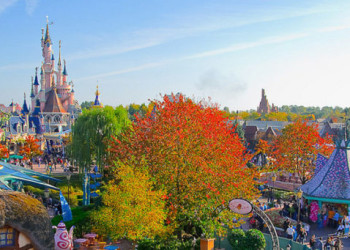 Парижский Диснейленд работает круглый год, но конец весны или начало осени наиболее благоприятны – фотографии Франции