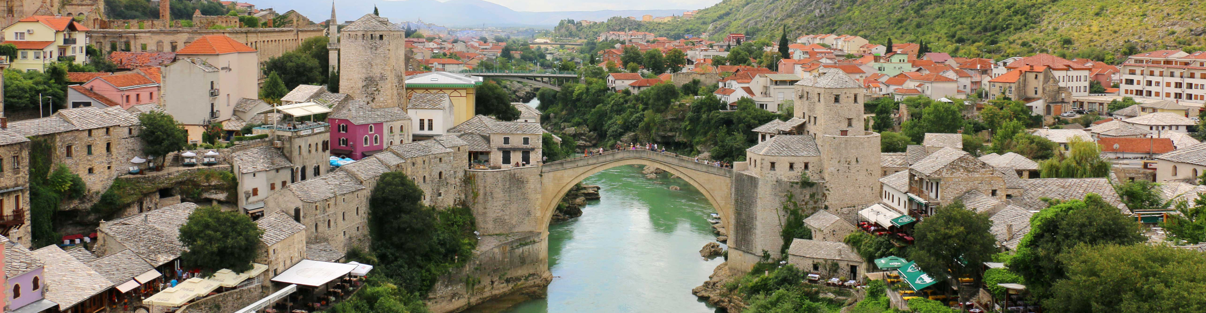 Знаменитый мост в городе Мостар в Боснии – фотографии Боснии и Герцеговины