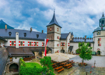 Замок Хоэнверфен 9 – фотографии Австрии