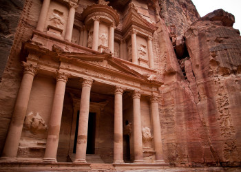 Храм Эль-Хазне (Al-Khazneh), город Петра, Иордания – фотографии Иордании
