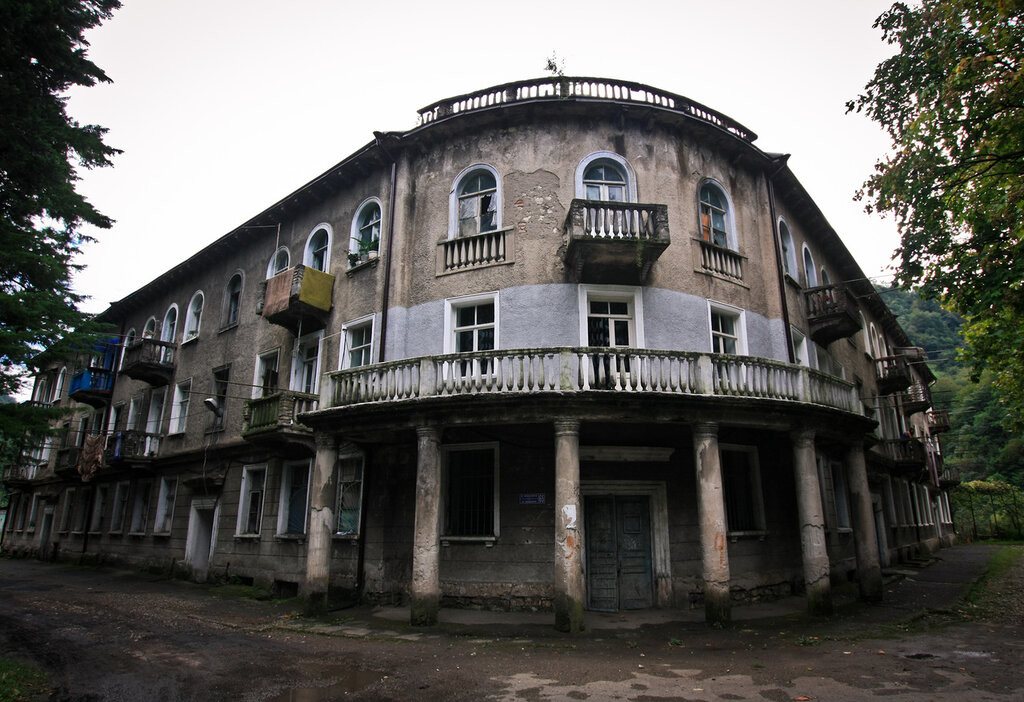 Жилой дом. Ткуарчал. Абхазия – фотографии Абхазии