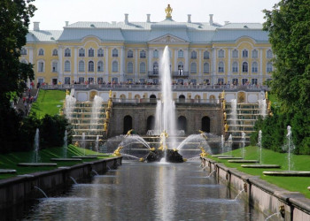 Государственный музей-заповедник Петергоф  1 – фотографии России