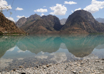 Красивое озеро Искандеркуль в Таджикистане – фотографии Таджикистана