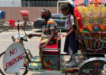 В Дакке рикши — это не просто транспорт, а настоящее искусство – фотографии Бангладеш