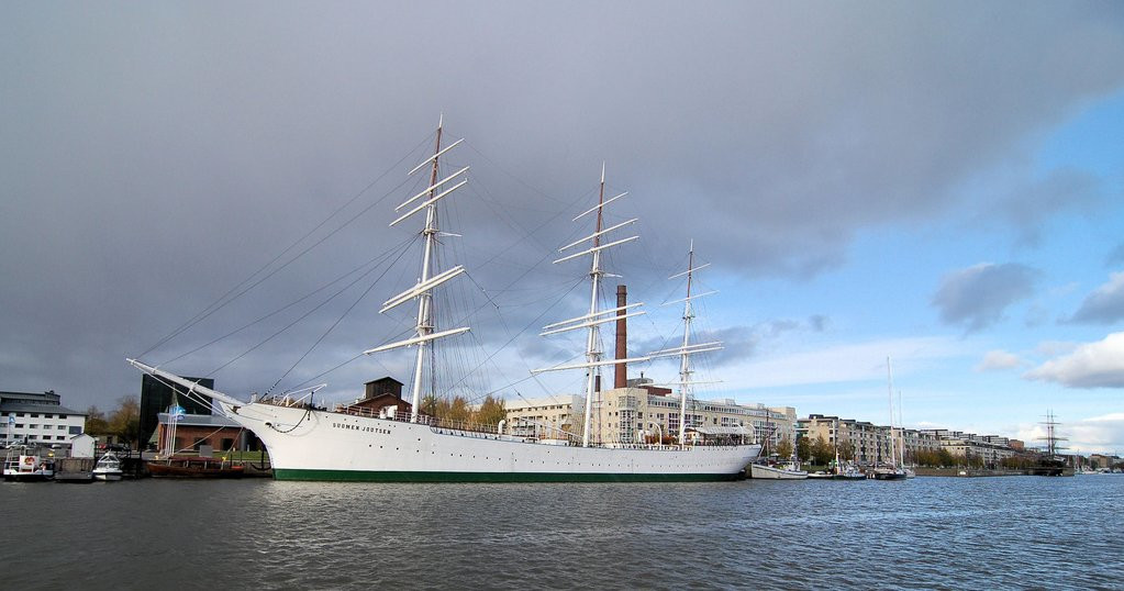 Парусный фрегат Суомен Йоутсен – фотографии Финляндии