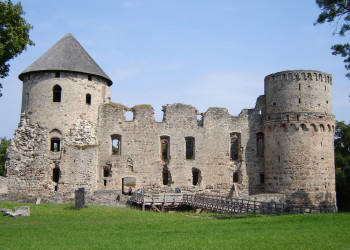 Замок Цесис (Cēsis Castle) – фотографии Латвии