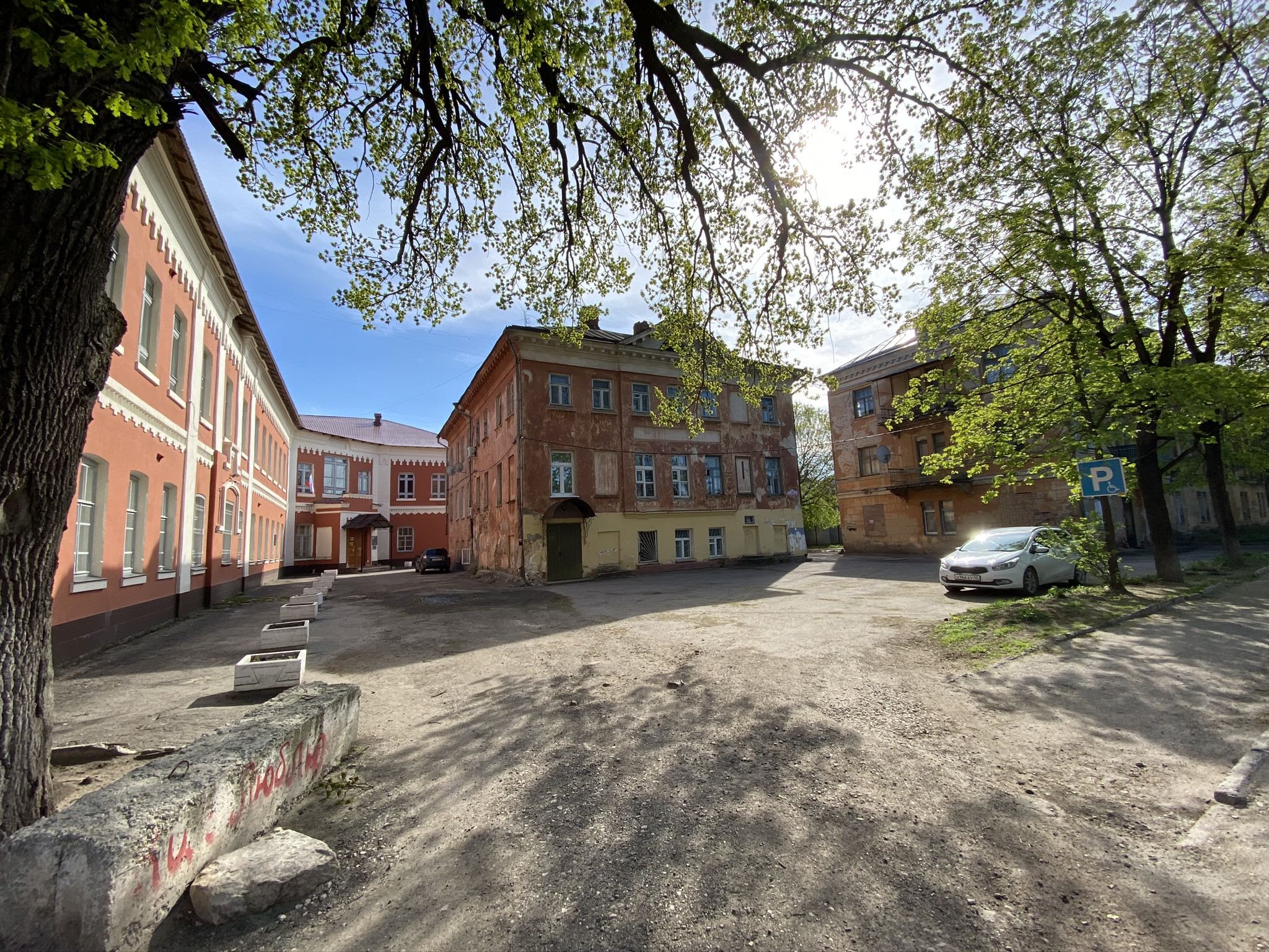 На пер. Воскресенский, жилой комплекс, Калуга, пер. Воскресенский - Яндекс Карты
