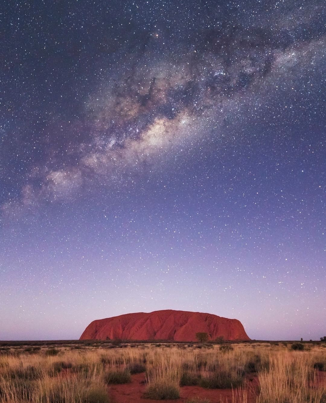 Гора Улуру и космические пейзажи – фотографии Австралии