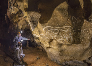 Пещера Шове (Grotte Chauvet) в долине Ардеш, Франция – фотографии Франции