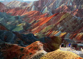 Нереально красочные скалы Чжанъе Данься в Чжанъе, Китай – фотографии Китая