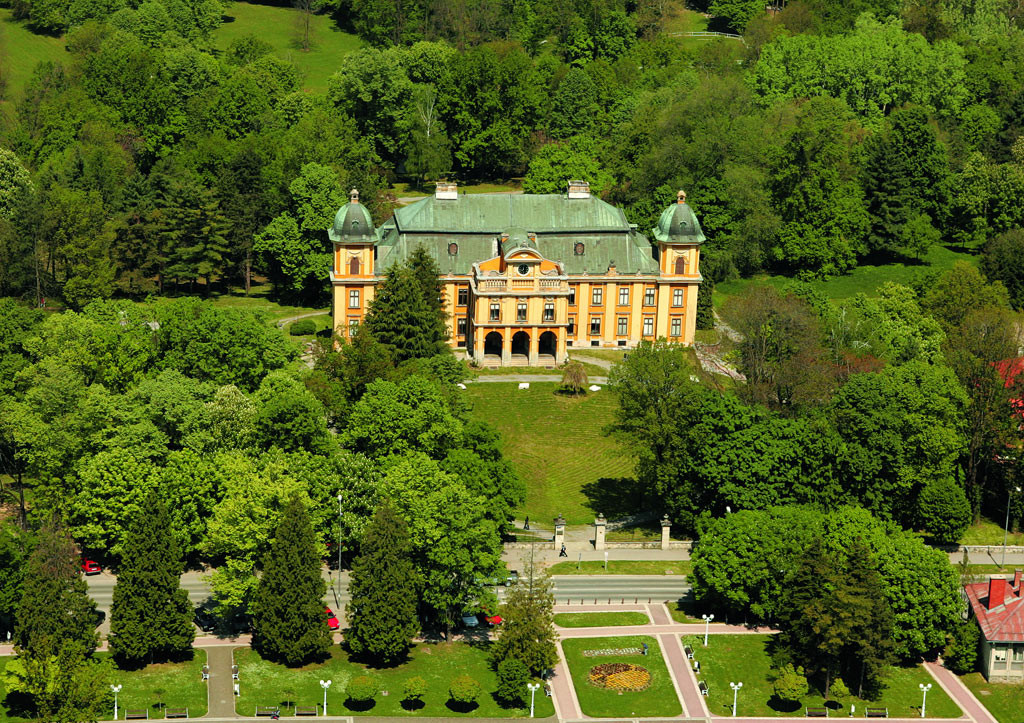 Дворец графов Пеячевичей, Нашице, Хорватия. Фото 1 – фотографии Хорватии