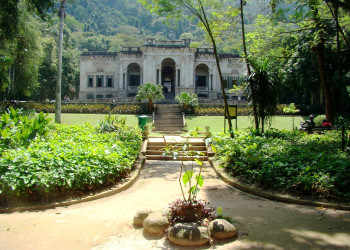 Парк Лаже (Parque Lage) – городской общественный парк Рио – фотографии Бразилии