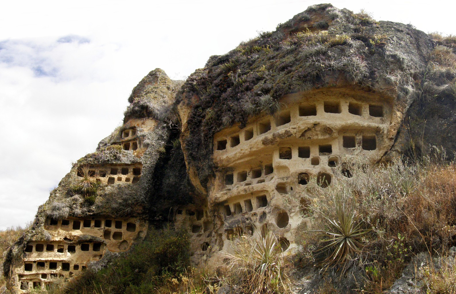 Вентанильяс-де-Комбайо (Ventanillas de Combayo) – фотографии Перу