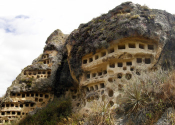 Вентанильяс-де-Комбайо (Ventanillas de Combayo) – фотографии Перу