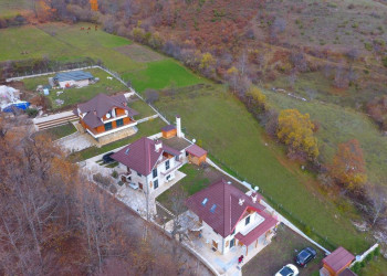 Гостевые шале. Либражд. Албания – фотографии Албании