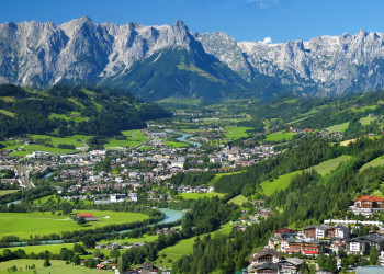 Санкт Йохан летом. Австрия – фотографии Австрии