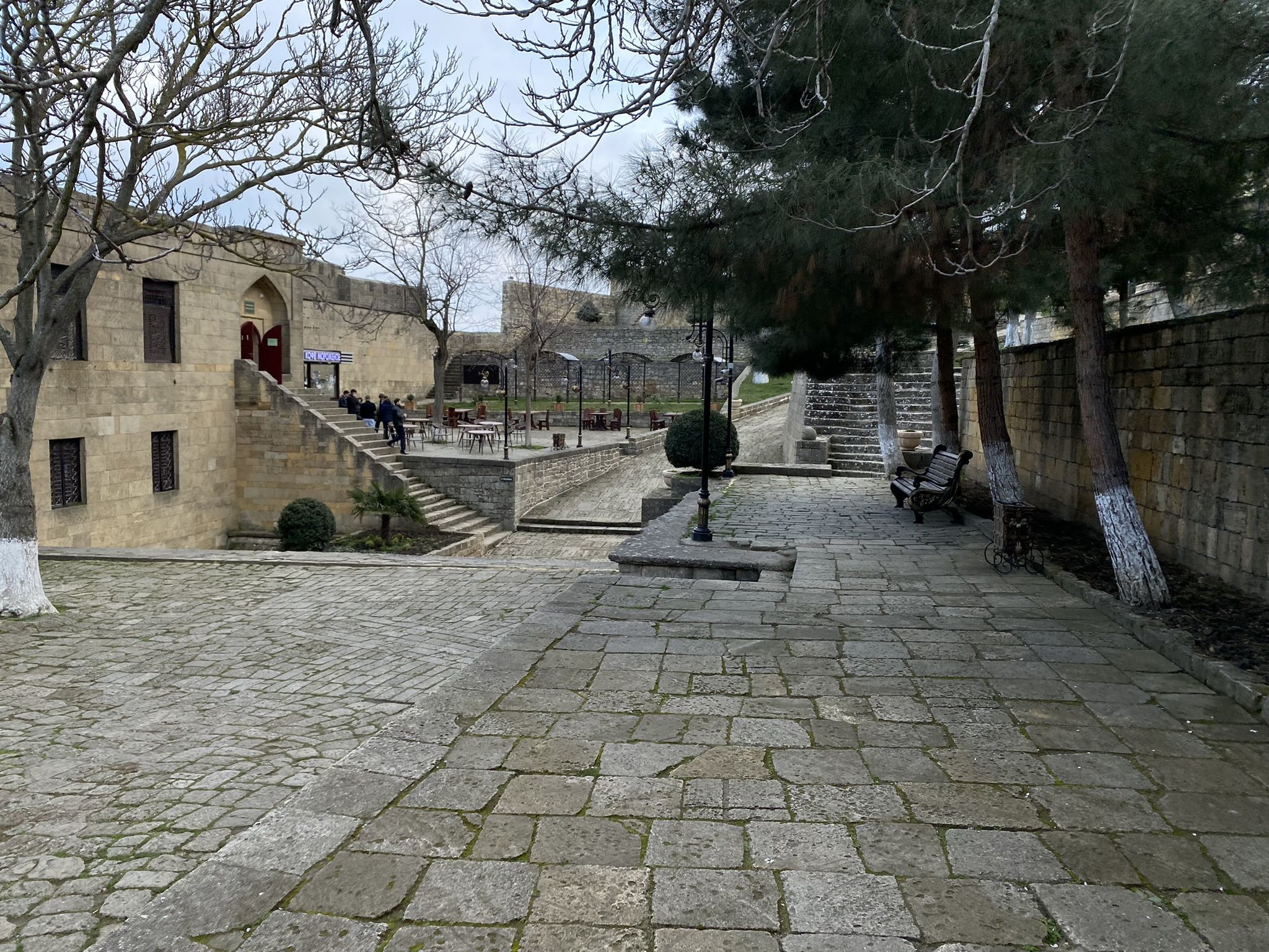 Территория крепости Нарын-кала – фотографии России