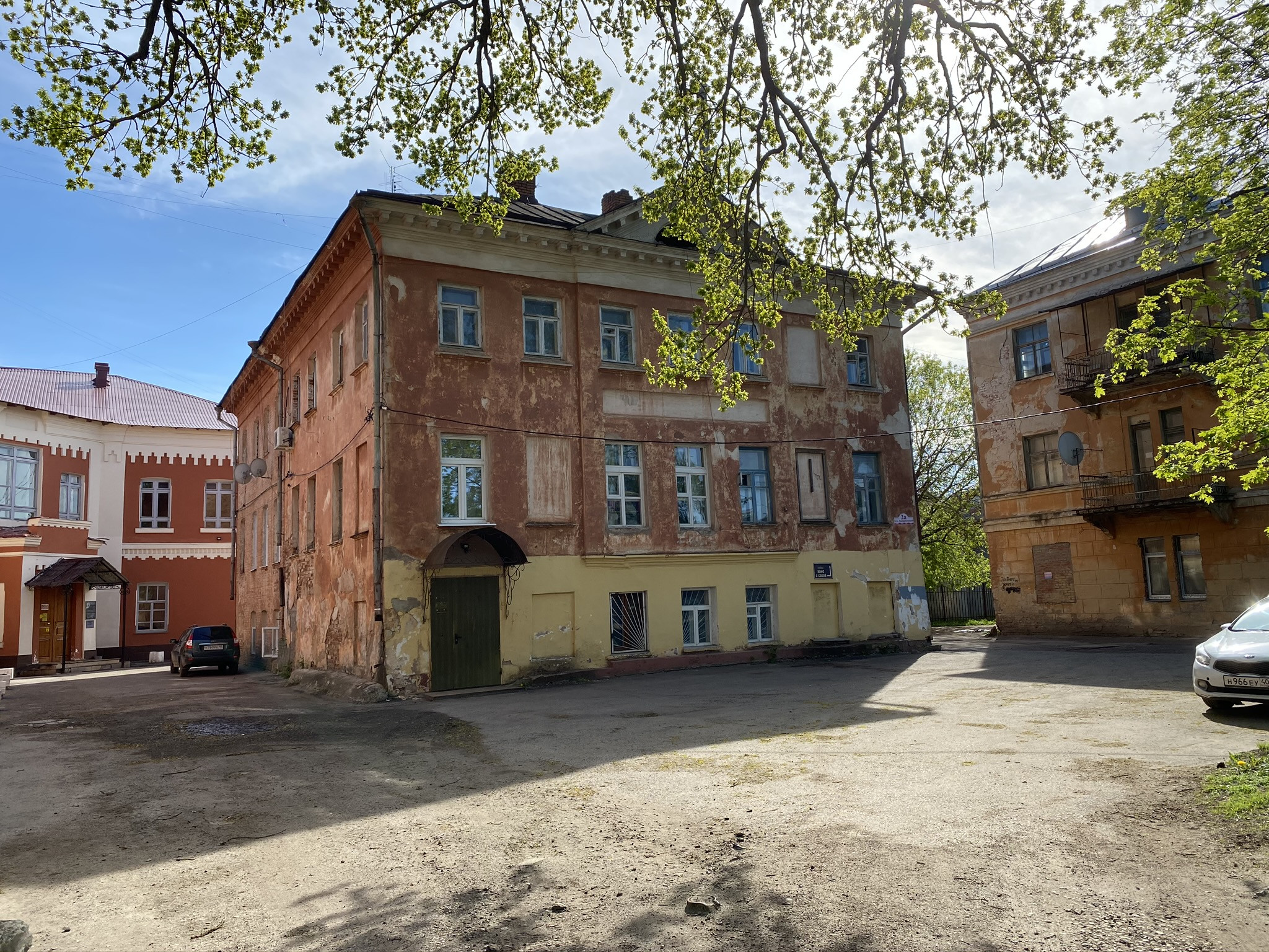 Жилой дом в Воскресенском переулке, Калуга – фотографии России