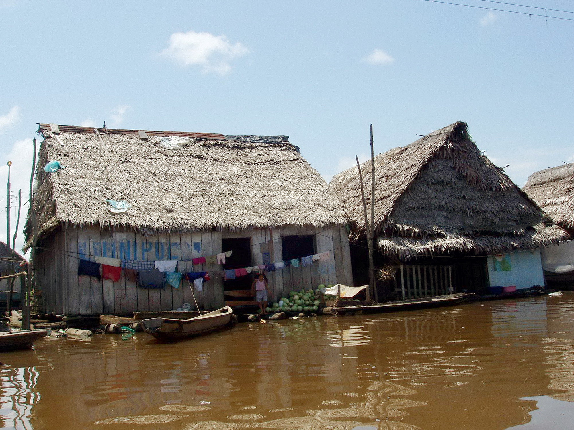 Белен – район, превращающейся в сезон дождей в деревню на воде – фотографии Перу
