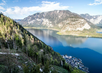 Вид на озеро Хальштаттер Зее. Австрия – фотографии Австрии