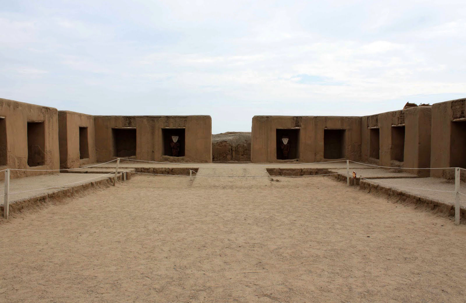 Археологический комплекс Чан-Чан (Chan Chan) – фотографии Перу