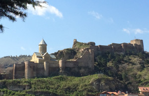 Крепость Нарикала (Narikala) в Тбилиси, Грузия – фотографии Грузии