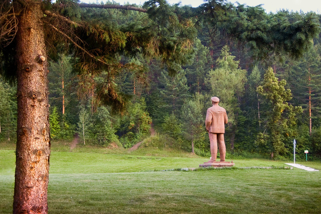 Памятник В.И. Ленину в Белокурихе – фотографии России