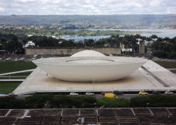 Дворец национального конгресса в городе Бразилиа, Бразилия – фотографии Бразилии