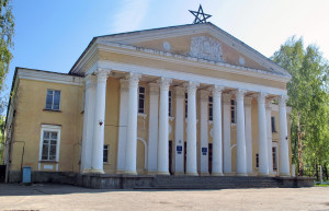 Дом культуры в Никольске – фотографии России