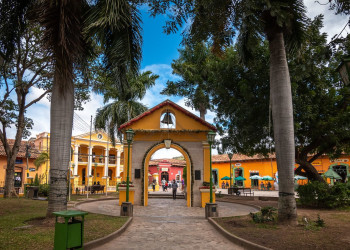 Город Комаягуа (Comayagua), парк – фотографии Гондураса