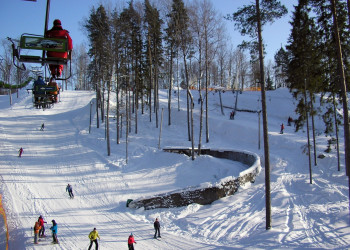 Горнолыжный курорт Озолкалнс – это 5 трасс для лыжников и сноубор – фотографии Латвии