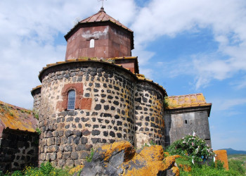 Монастырь Айраванк – фотографии Армении