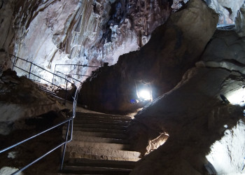 Скельская пещера – фотографии России