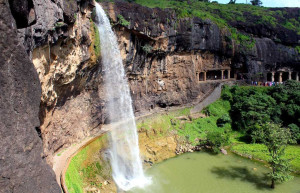 Пещерные храмы Эллоры 9 – фотографии Индии