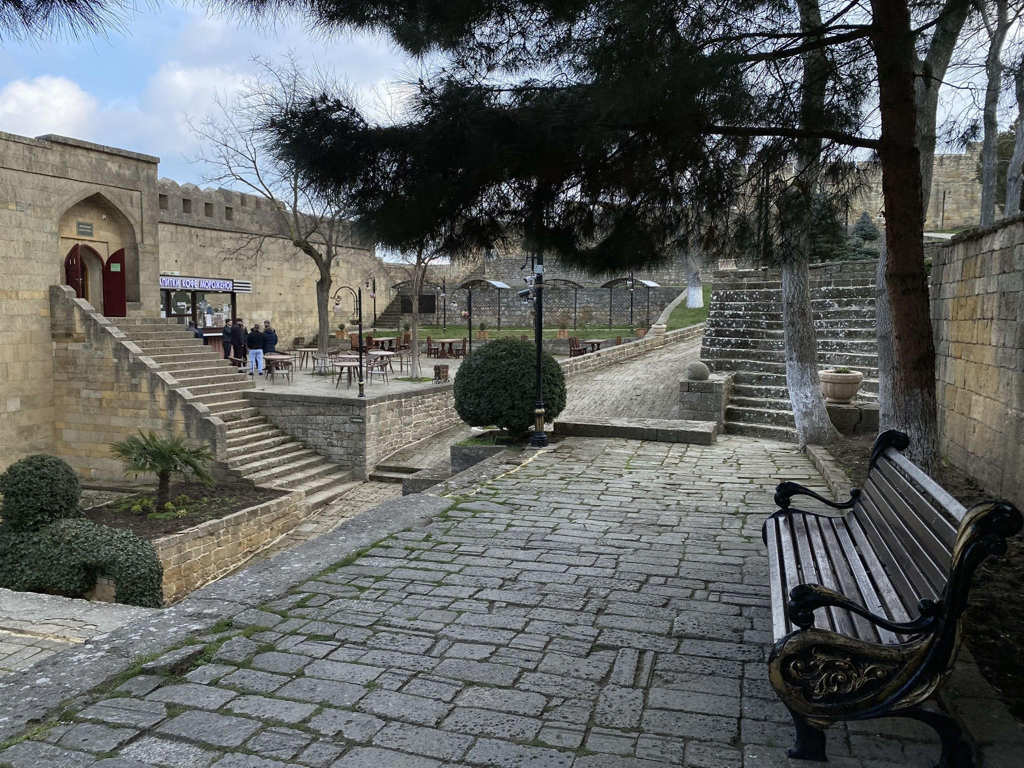 Территория крепости Нарын-кала, фото 1 – фотографии России