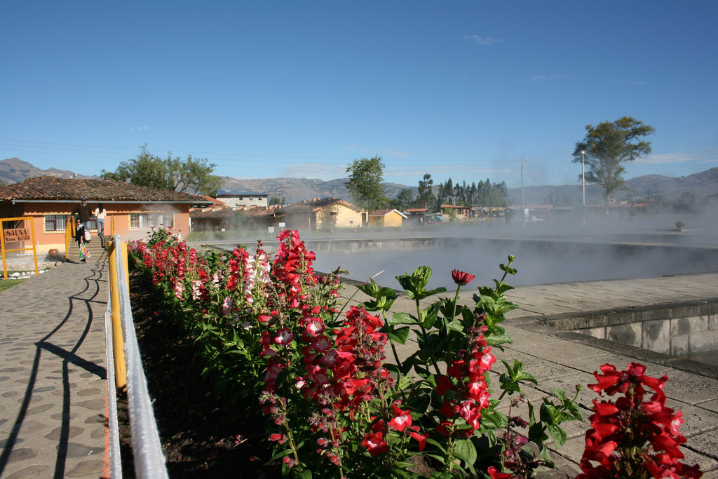 Баньос-дель-Инка (Baños del Inca) или Бани Инков – фотографии Перу