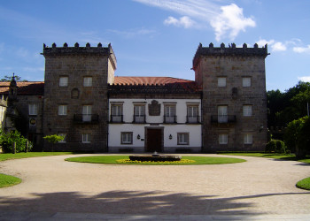 Замок-музей Кинёнес-де-Леон – фотографии Испании