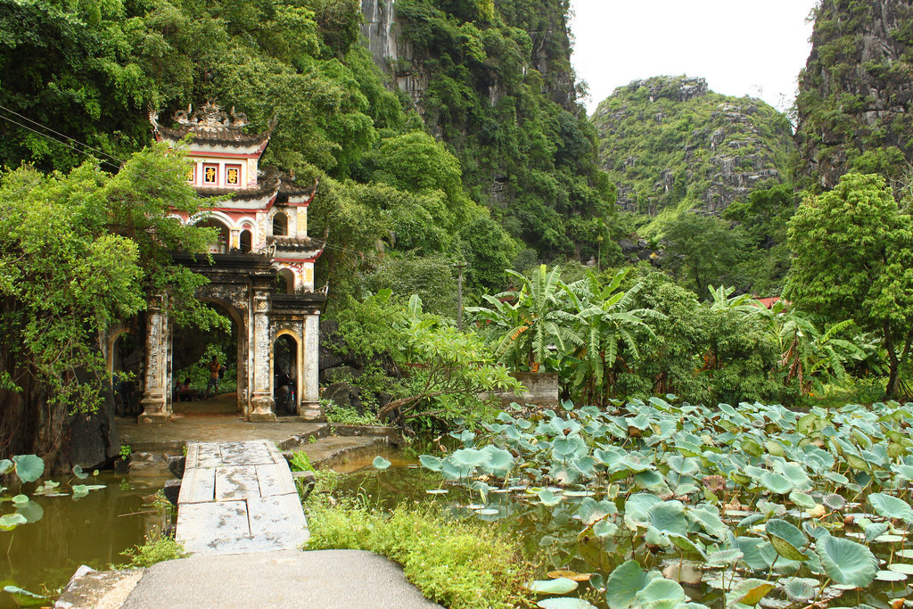 Храм Бич-Донг – фотографии Вьетнама