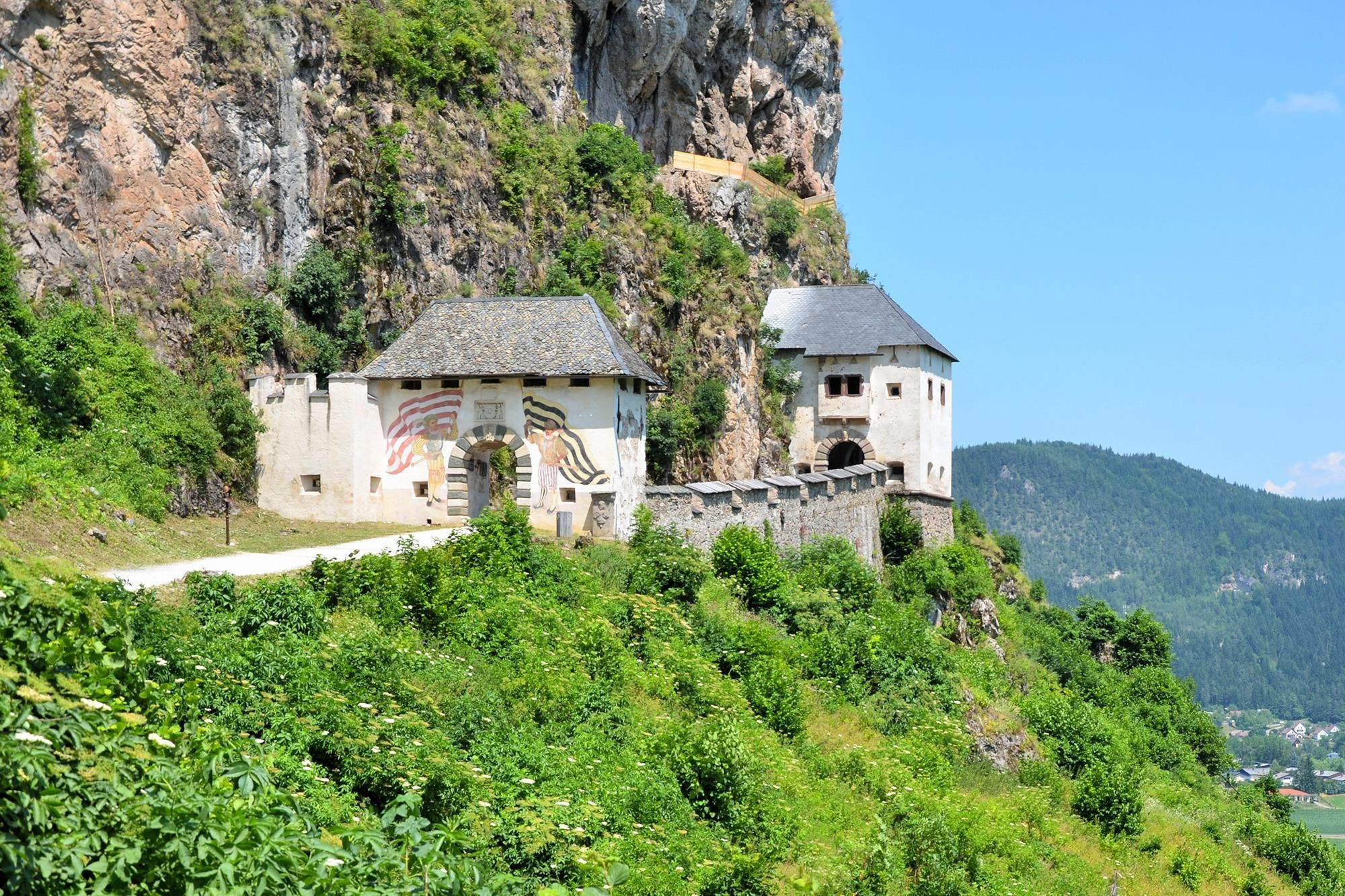 Замок Хохостервиц 8 – фотографии Австрии