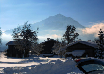 Горы в тумане. Санкт Йохан. Австрия – фотографии Австрии