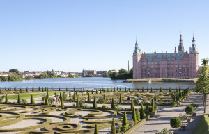 Замок Фредериксборг — резиденция датских королей – фотографии Дании