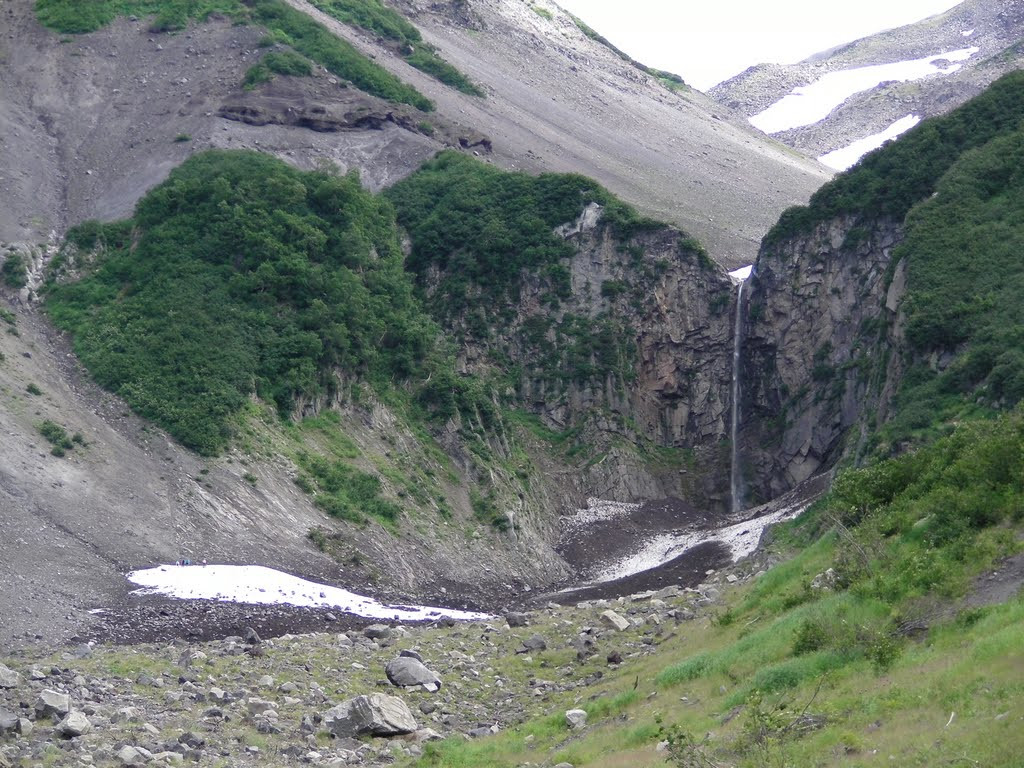 Вилючинский водопад на Камчатке, Россия – фотографии России